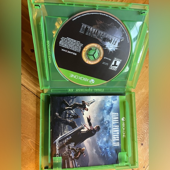 Final Fantasy XV XBOX ONE - Picture 2 of 3